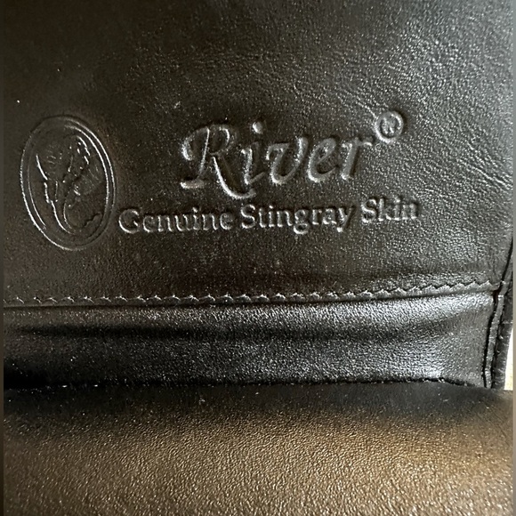 River Stingray Wallet - Picture 2 of 5